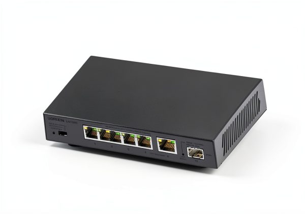 UGreen 2.5Gb Switch Metal RJ45 SFP+-1